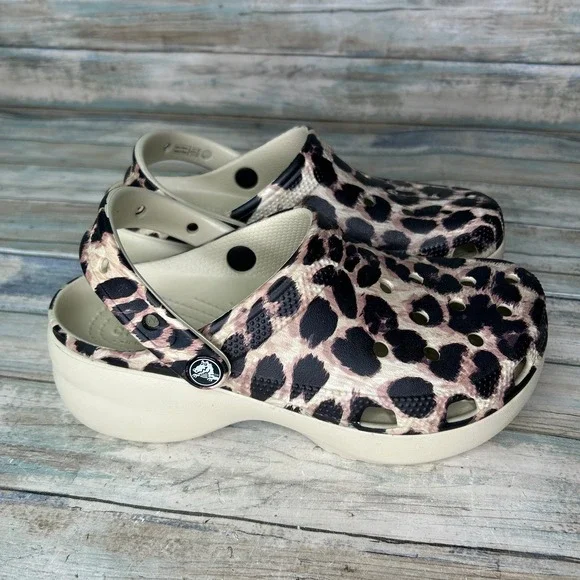 Crocs Classic Platform Animal Remix Clog Leopard Womens Size 7 - Picture 5 of 7